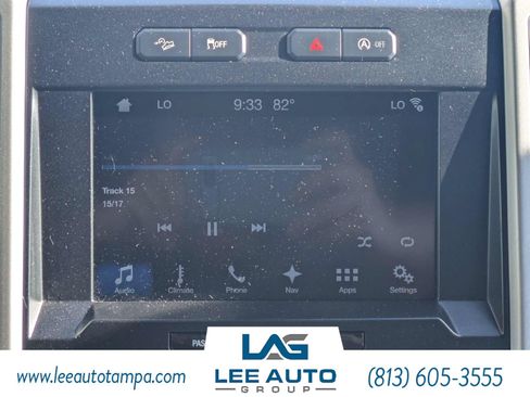 Used 2017 Ford F150 Lariat w/ Equipment Group 502A Luxury AWD/4WD image 17
