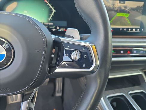 Used 2024 BMW 740i image 30