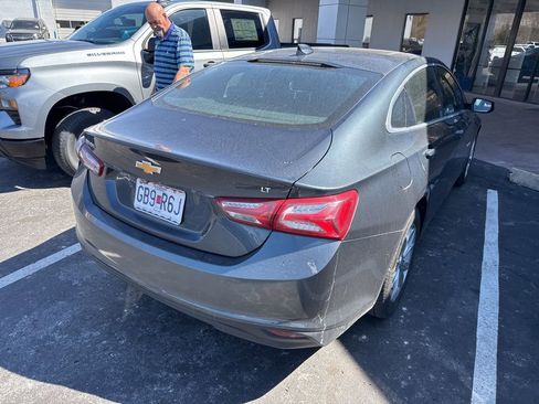 Used 2019 Chevrolet Malibu LT image 3