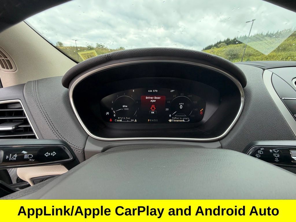 Used 2019 Lincoln Nautilus Reserve AWD/4WD image 32