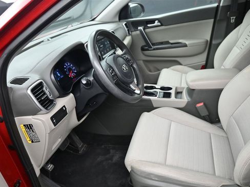Used 2018 Kia Sportage LX w/ LX Popular Package AWD/4WD image 12