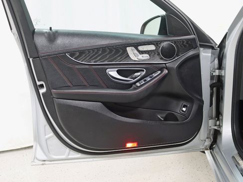 Used 2016 Mercedes-Benz C 450 AMG image 32