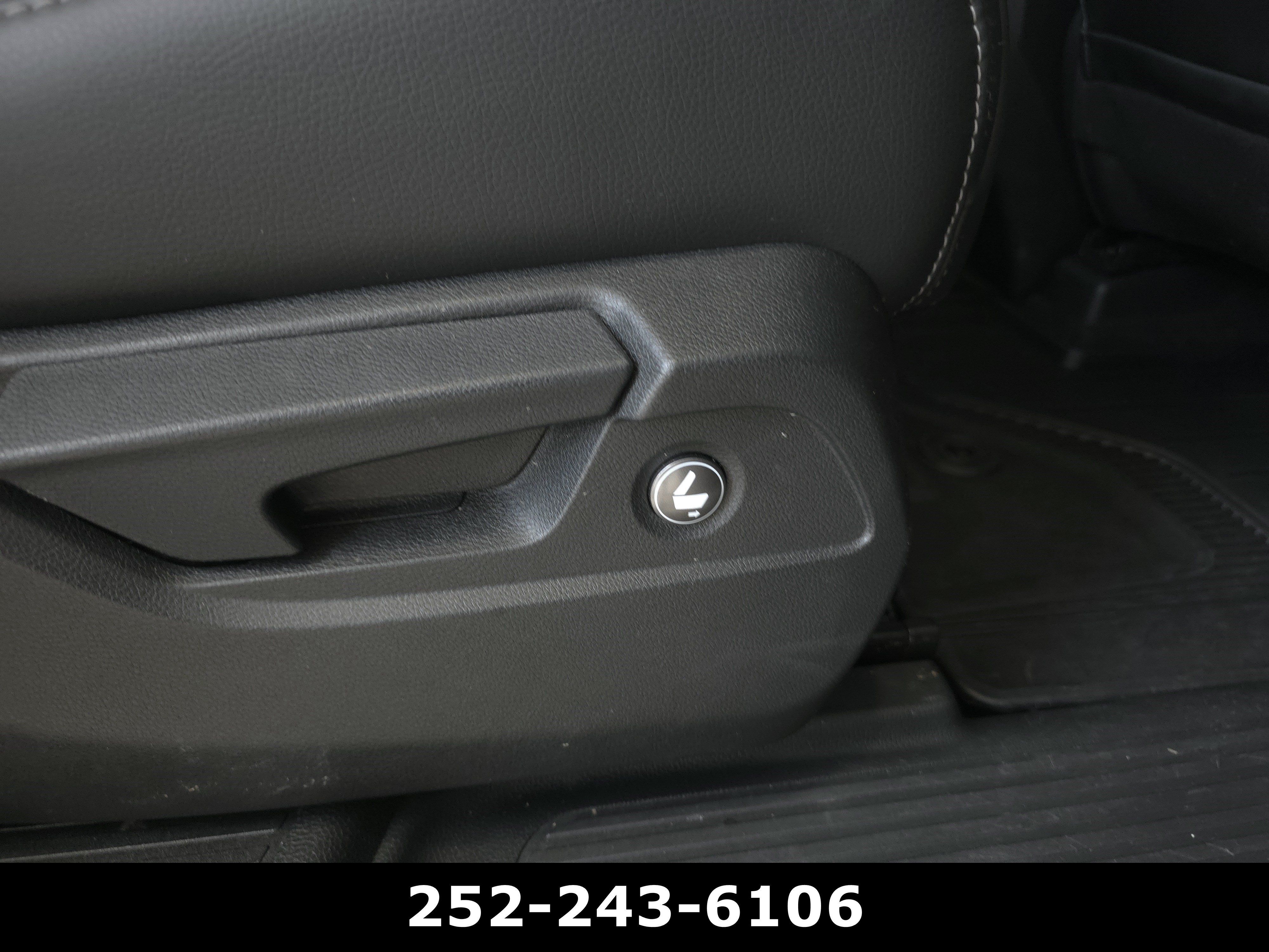 Used 2025 Honda Pilot Touring image 36