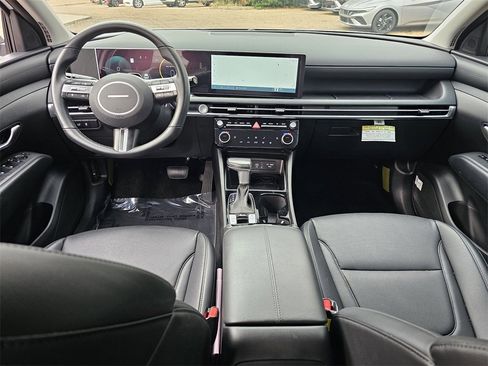 Certified 2025 Hyundai Tucson SEL image 8