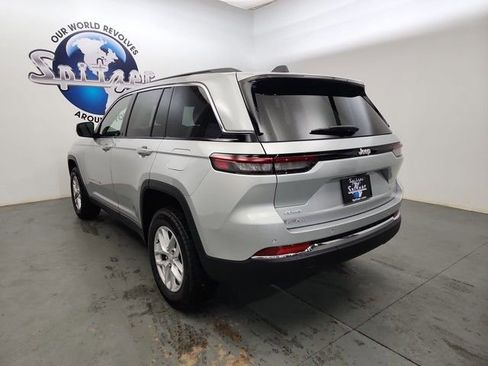 New 2025 Jeep Grand Cherokee Laredo X w/ Luxury Tech Group I image 6