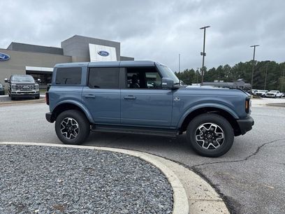 New 2025 Ford Bronco Outer Banks