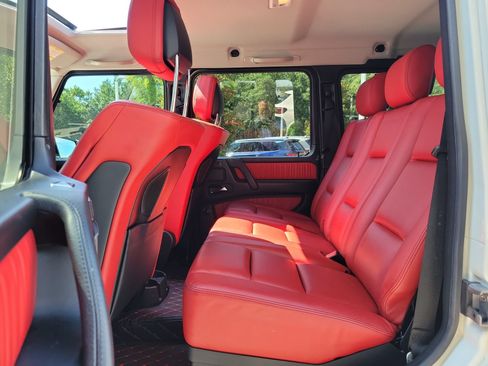 Used 2017 Mercedes-Benz G 550 image 15