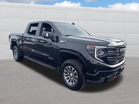 Used 2023 GMC Sierra 1500 AT4 w/ AT4 Premium Package image 9