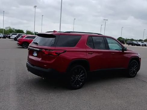 Used 2023 Chevrolet Traverse RS image 8