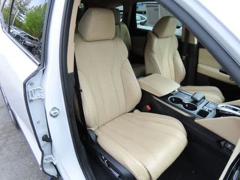 Used 2023 Acura MDX SH-AWD w/ Advance Package image 19