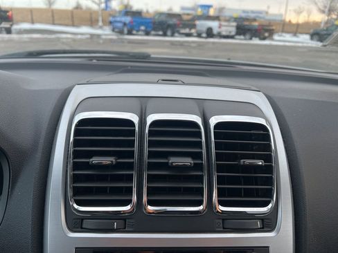 Used 2012 GMC Acadia SLT image 18