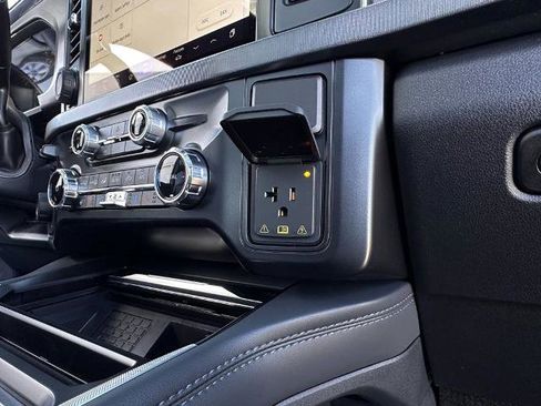 New 2026 Ford F250 Platinum image 13