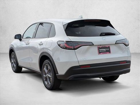 New 2026 Honda HR-V LX image 9