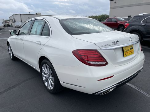Used 2017 Mercedes-Benz E 300 4MATIC w/ Premium 2 Package image 6