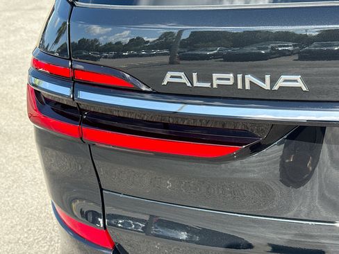 New 2026 BMW ALPINA XB7 AWD/4WD image 10