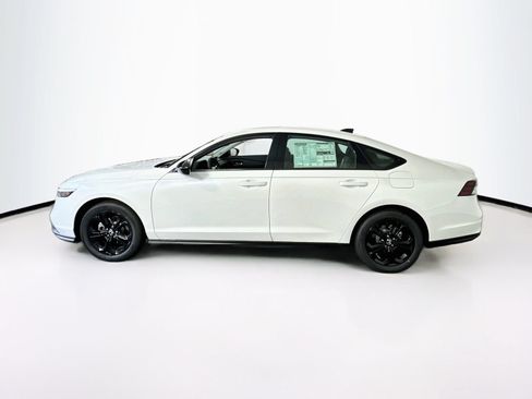Used 2025 Honda Accord SE image 3