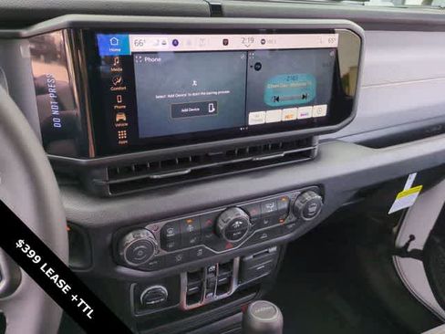 New 2025 Jeep Gladiator Sport image 27