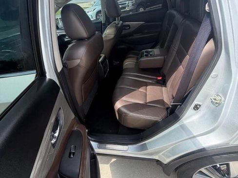 Used 2015 Nissan Murano Platinum w/ Platinum Technology Package image 9