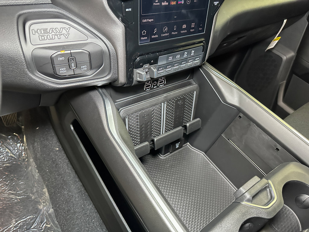New 2026 RAM 3500 Big Horn AWD/4WD image 28