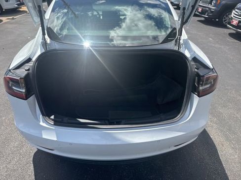 Used 2018 Tesla Model 3 Long Range AWD/4WD image 16