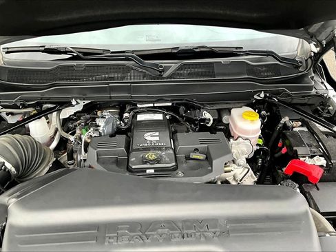 Used 2024 RAM 2500 Laramie w/ Safety Group image 9