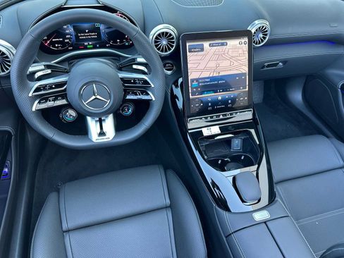 New 2025 Mercedes-Benz SL 63 AMG S e Performance 4MATIC image 15