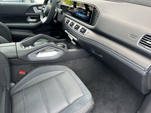 New 2026 Mercedes-Benz GLE 53 AMG 4MATIC Coupe image 16