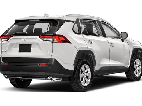 Used 2021 Toyota RAV4 LE AWD/4WD image 3