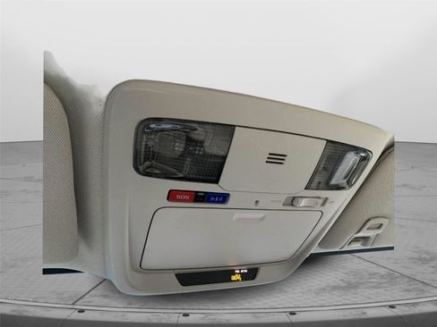 Used 2017 Subaru Legacy 2.5i Premium image 29