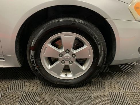Used 2011 Chevrolet Impala LT image 20