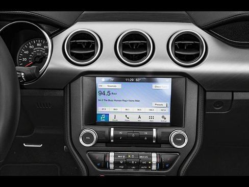 Used 2021 Ford Mustang Premium RWD image 19