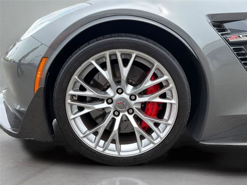 Used 2016 Chevrolet Corvette Z06 w/ 3LZ Preferred Equipment Group RWD image 50