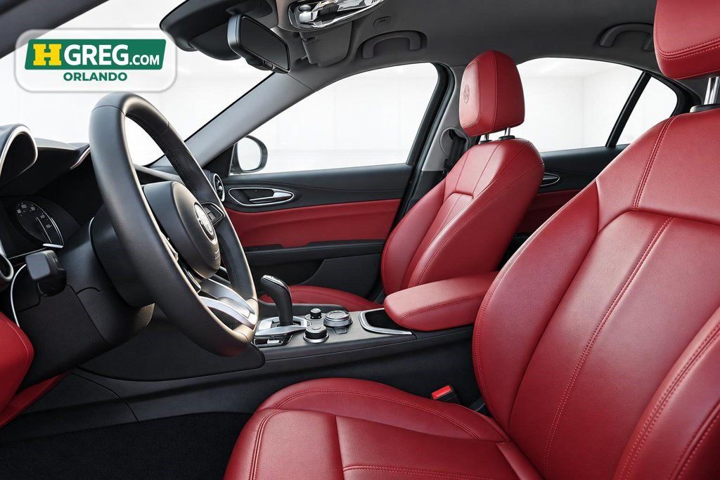 Used 2020 Alfa Romeo Giulia Ti AWD/4WD image 10