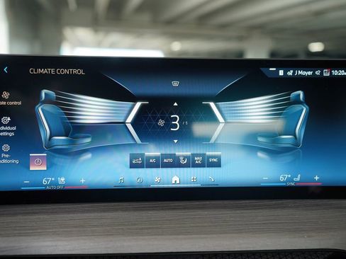 New 2026 BMW 330i xDrive 330i xDrive w/ Premium Package image 18