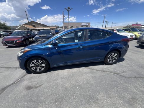 Used 2016 Hyundai Elantra SE FWD image 5