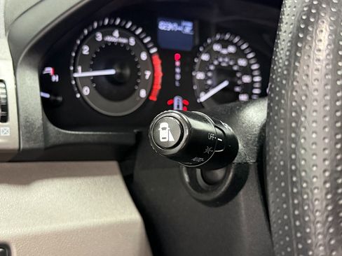 Used 2015 Honda Odyssey EX image 19