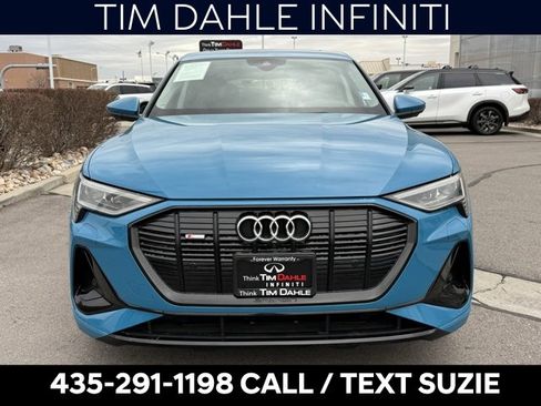 Used 2021 Audi e-tron Prestige w/ Prestige Package image 4