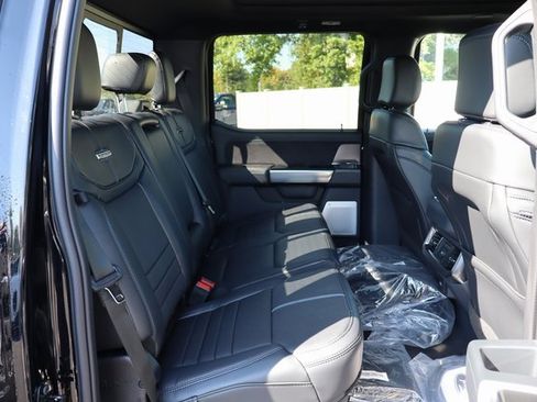 New 2026 Ford F250 Platinum w/ Tremor Off-Road Package image 39