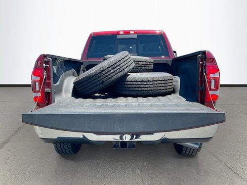 Used 2024 RAM 2500 Tradesman w/ Chrome Appearance Group AWD/4WD image 24