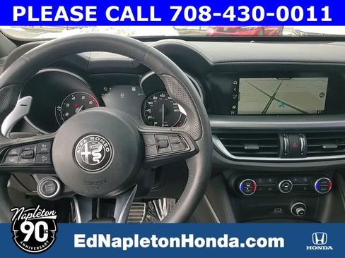 Used 2022 Alfa Romeo Stelvio Veloce image 29