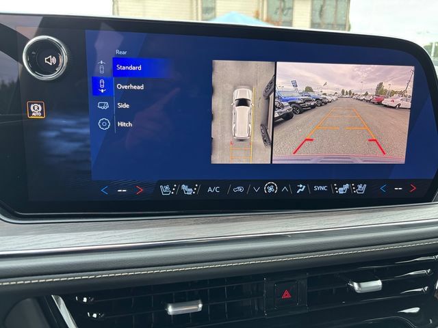Used 2026 Chevrolet Tahoe Premier AWD/4WD image 21