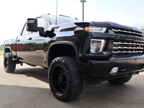 Used 2021 Chevrolet Silverado 2500 LTZ w/ Carhartt Edition image 5