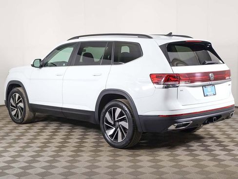 Used 2024 Volkswagen Atlas SE image 10