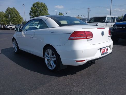Used 2014 Volkswagen Eos Executive image 5