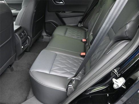 New 2026 Nissan Rogue Platinum w/ Platinum Premium Package image 10