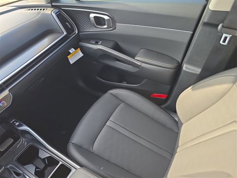 New 2026 Kia Sorento EX image 18