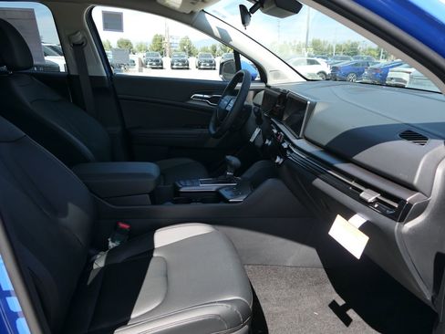 New 2026 Kia Sportage EX image 28