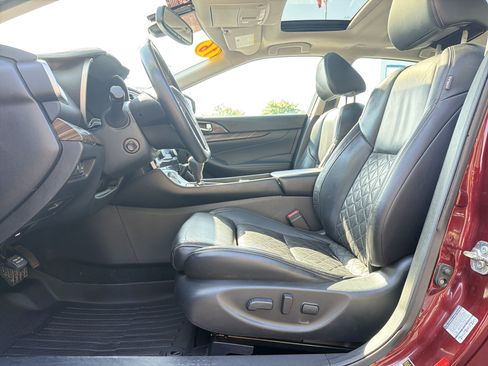 Used 2016 Nissan Maxima Platinum FWD image 16
