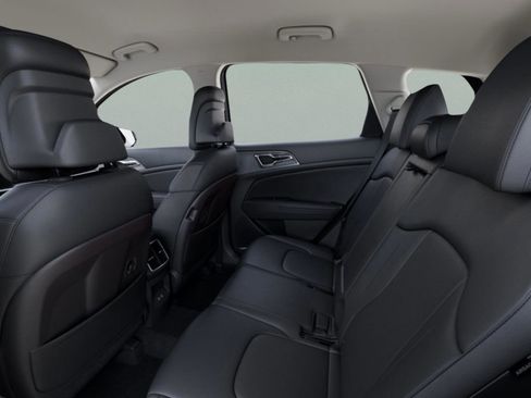 New 2026 Kia Sportage EX FWD image 18