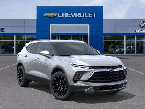 New 2026 Chevrolet Blazer LT w/ LPO, Black Sport Package image 7